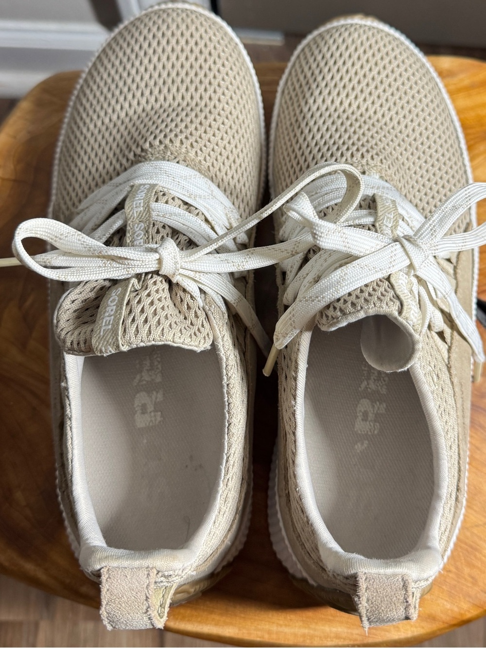Sorel Women's Out 'N About Plus Waterproof Lace Sneakers Tan/White Mesh Sz. 6.5 - Picture 5 of 16